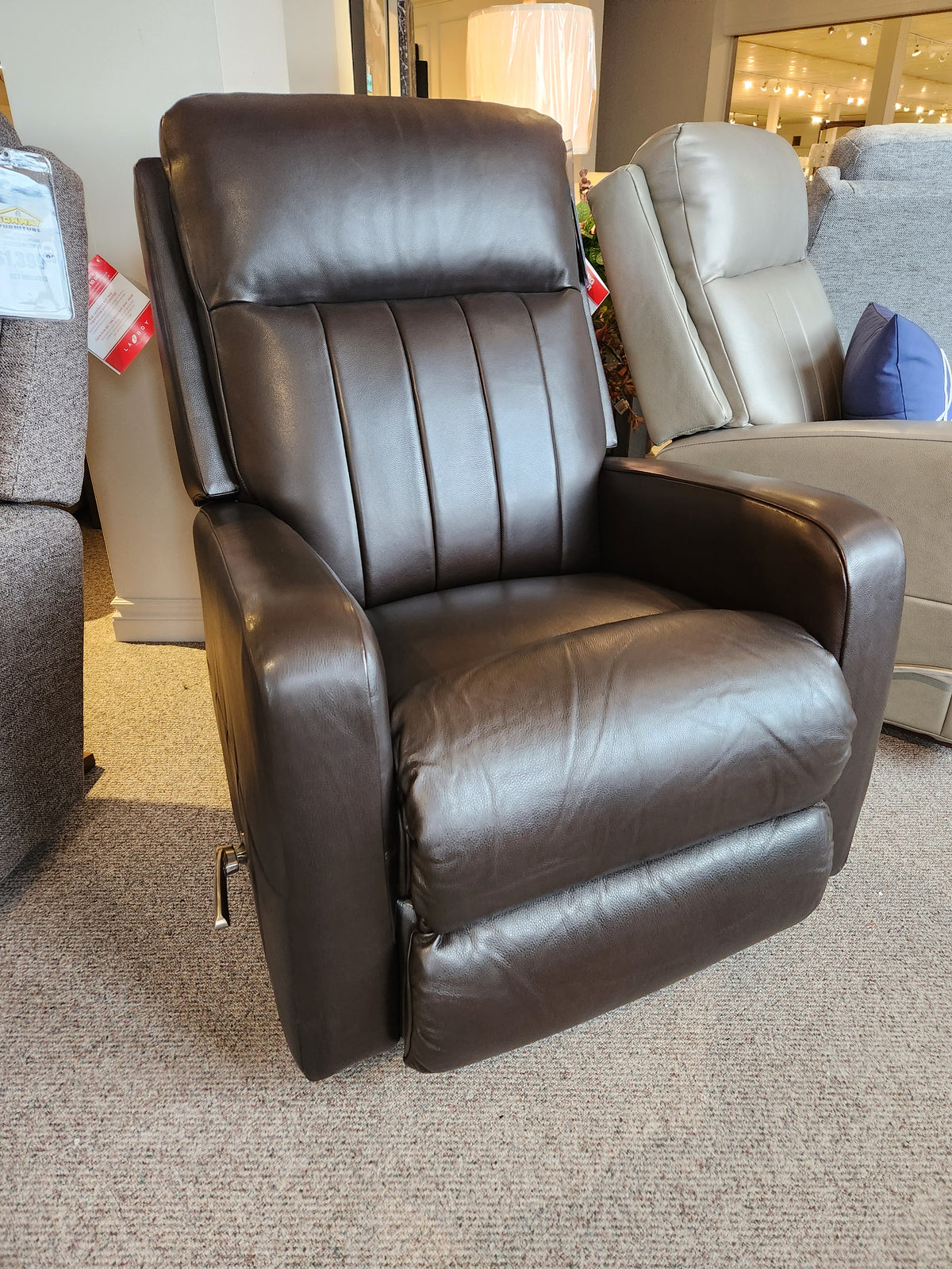 747 Finley Leather Rocker Recliner