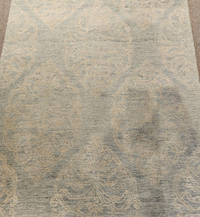 Green 2353 5'3" X 7'6" Area Rug