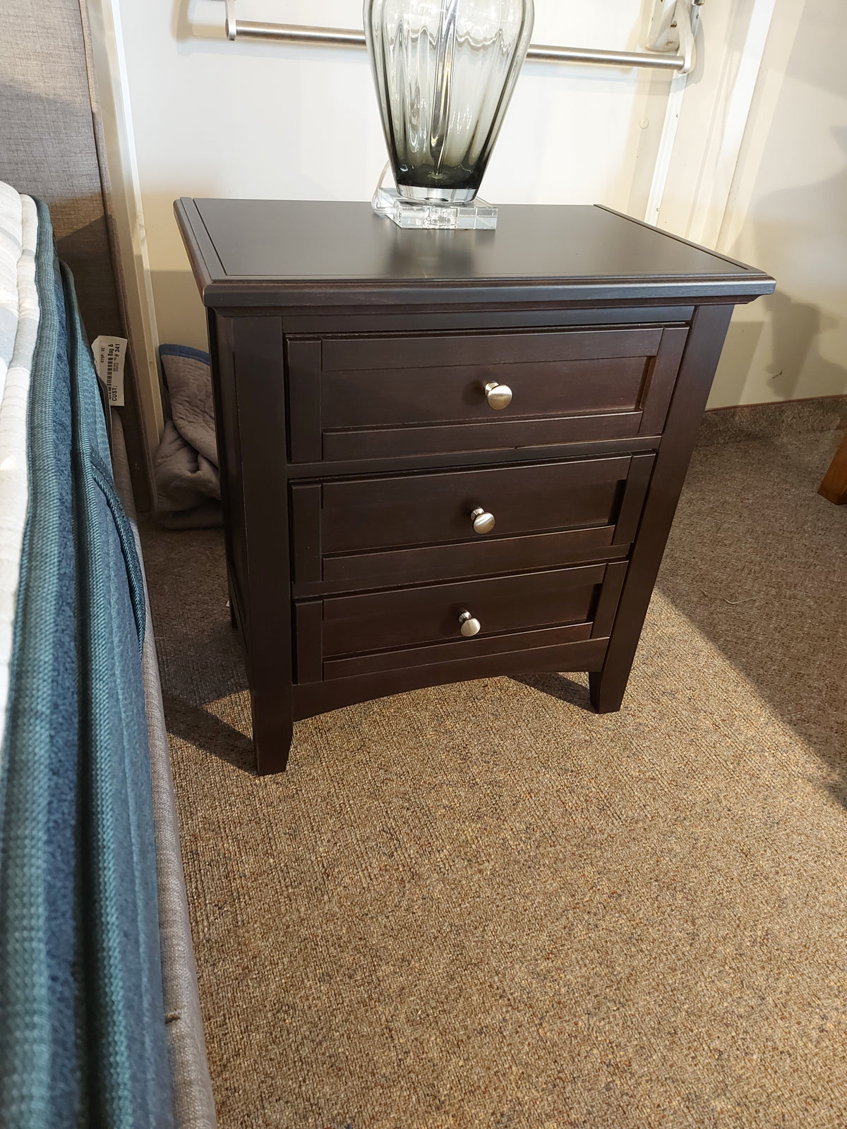 BB27 Merlot Night stand