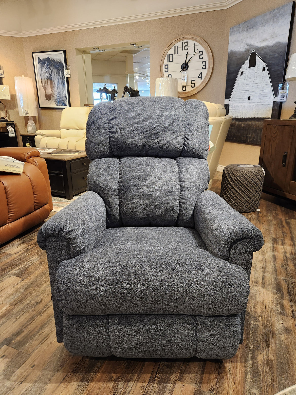 512 Pinnacle Rocker Recliner With Temper Foam