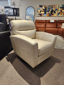 744 Leather Swivel Chair