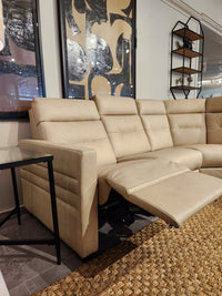 40109 Reese Leather Power Sectional