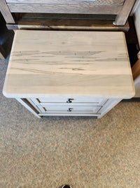 821 Woodbridge 2-Drawer Nightstand