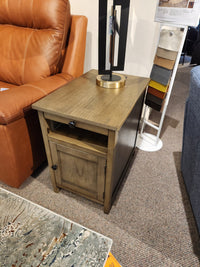 Treyton T300 Chairside End Table