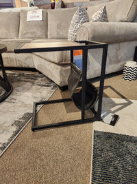 Freslowe T931 Chairside End Table