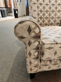 2470 Stationary Accent Chair