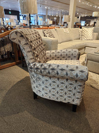 2470 Stationary Accent Chair