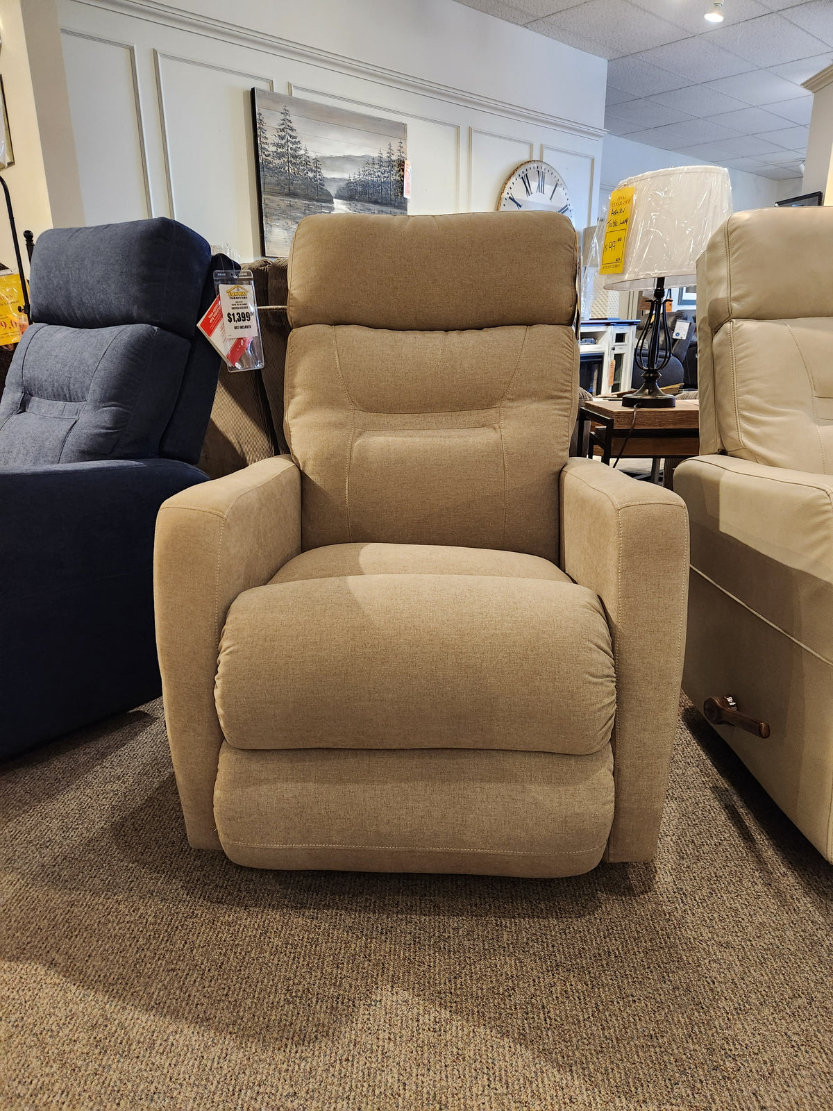 787 Lennon Wallhugger Recliner