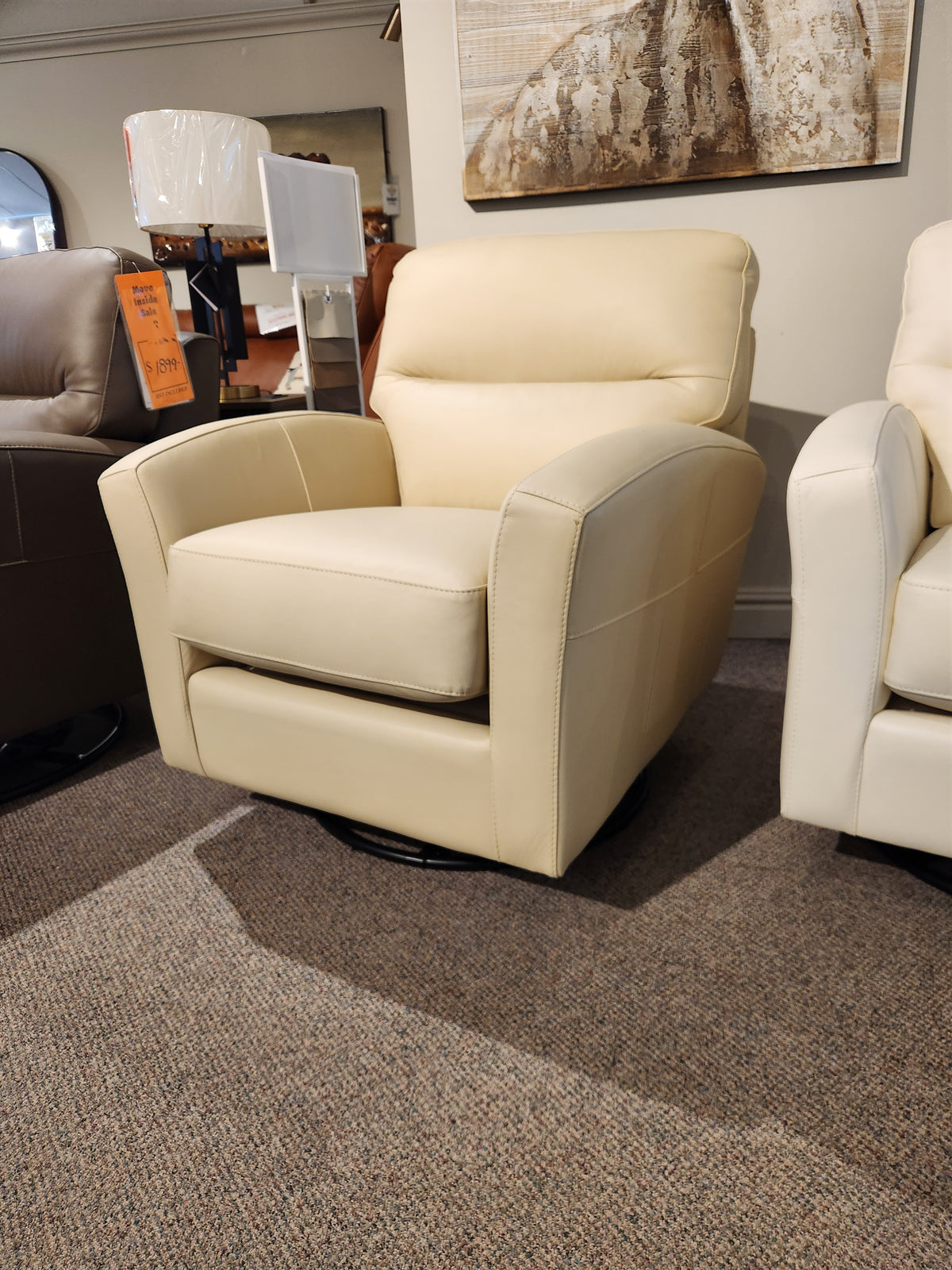 744B Leather Swivel Chair