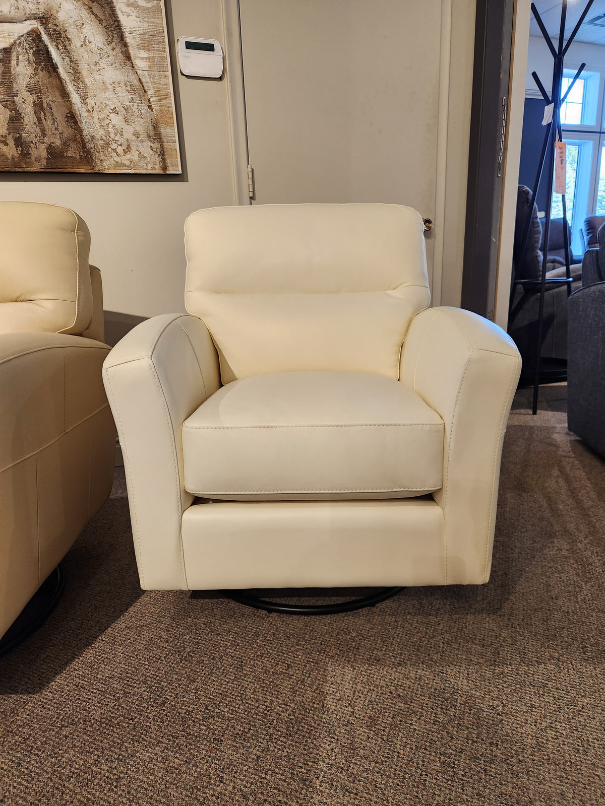 744B Leather Swivel Chair