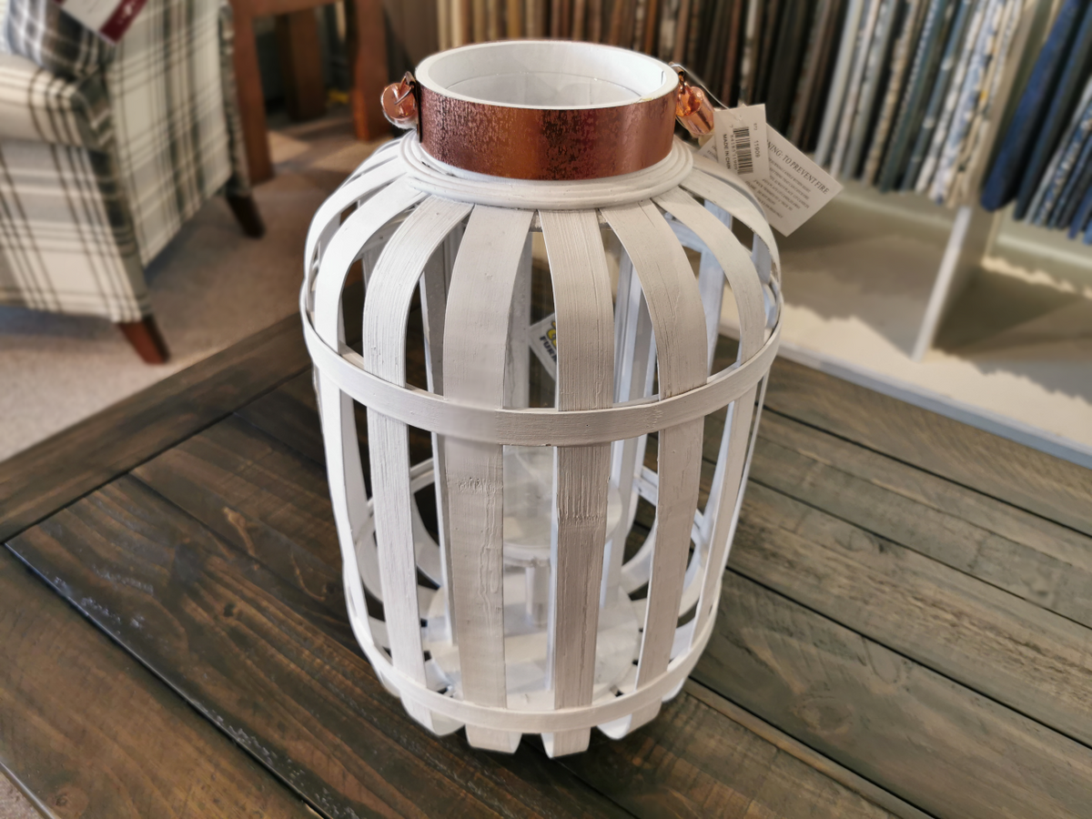 Stephanie 11909 Small Lantern