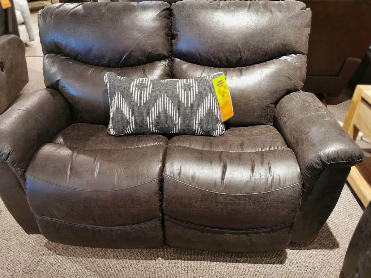 521 James Loveseat