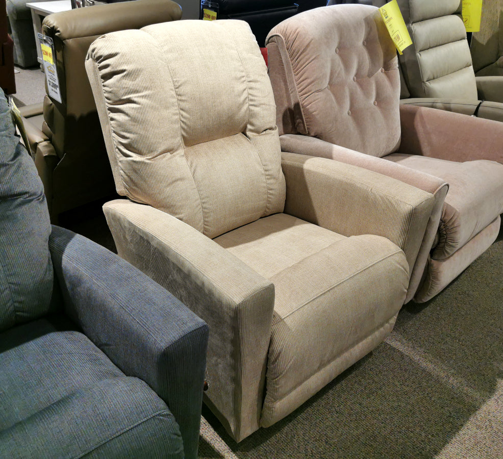 767 Casey Rocker Recliner