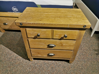 B5487 Lynnfield Nightstand