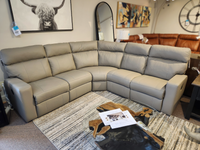 41049 Oakwood Leather Power Sectional