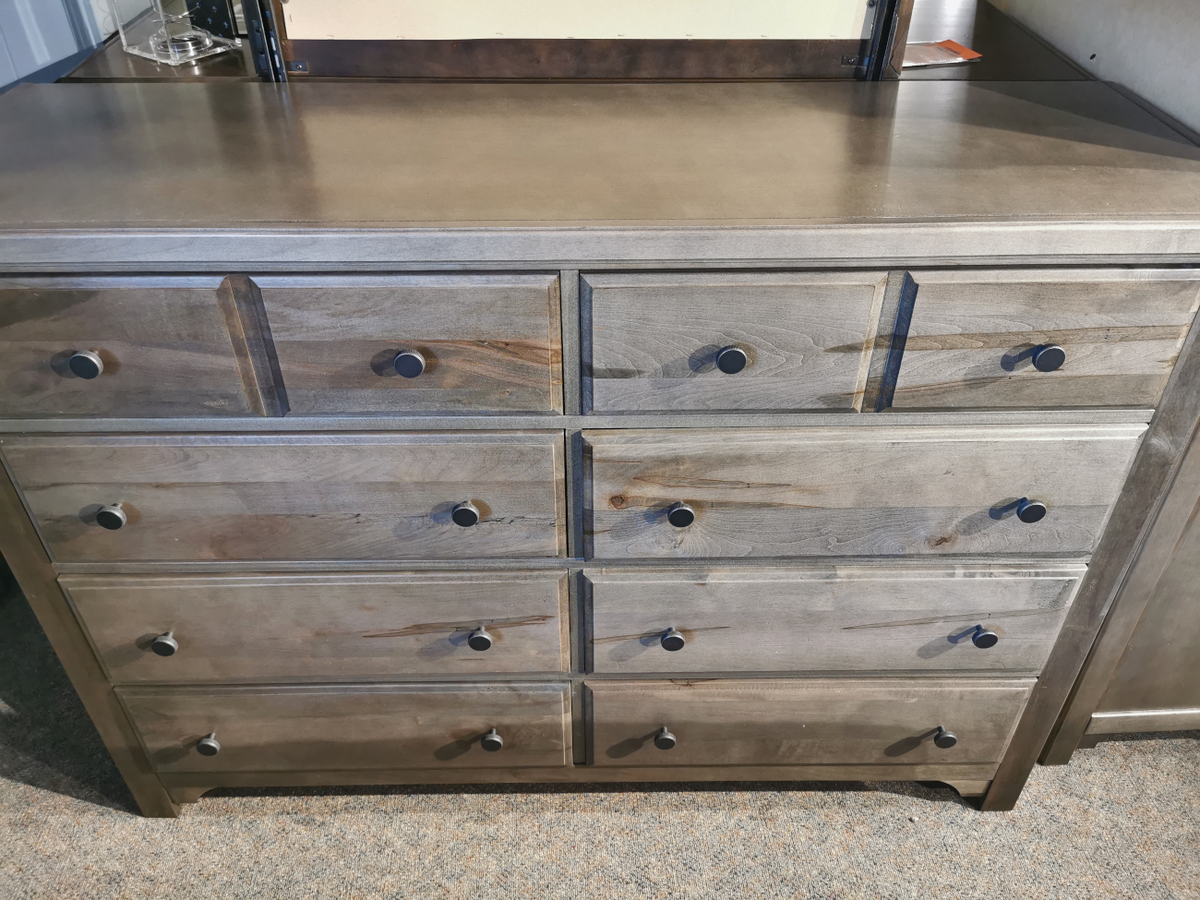 801 Cool Farmhouse 8-Drawer Dresser