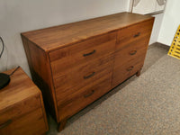 Rocklynd Dresser