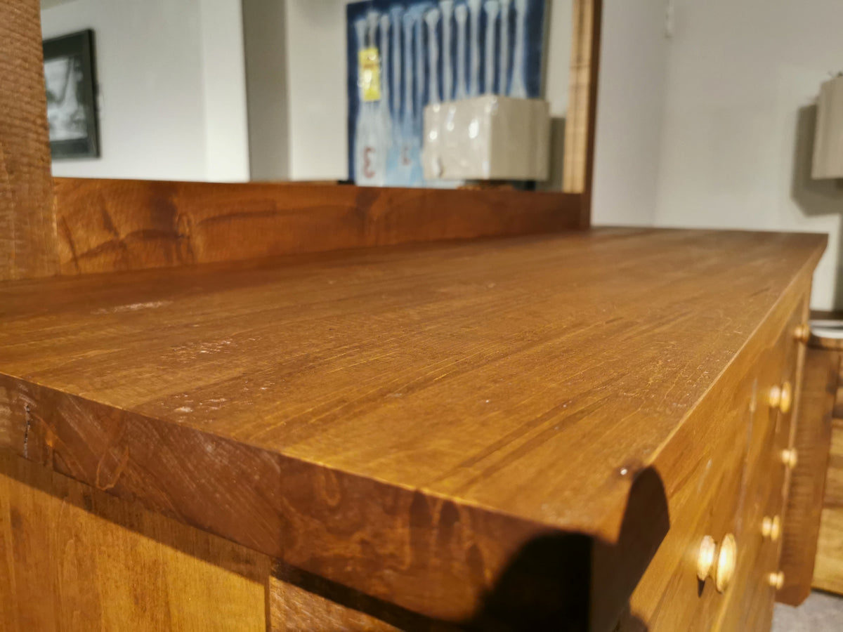 250 Rough Sawn 9-Drawer Dresser