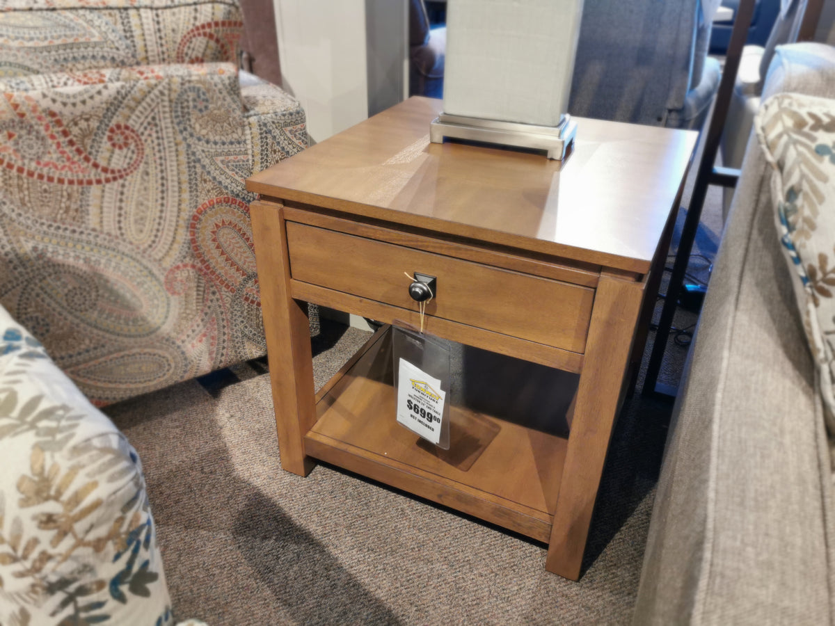 Ingleton 24" End Table