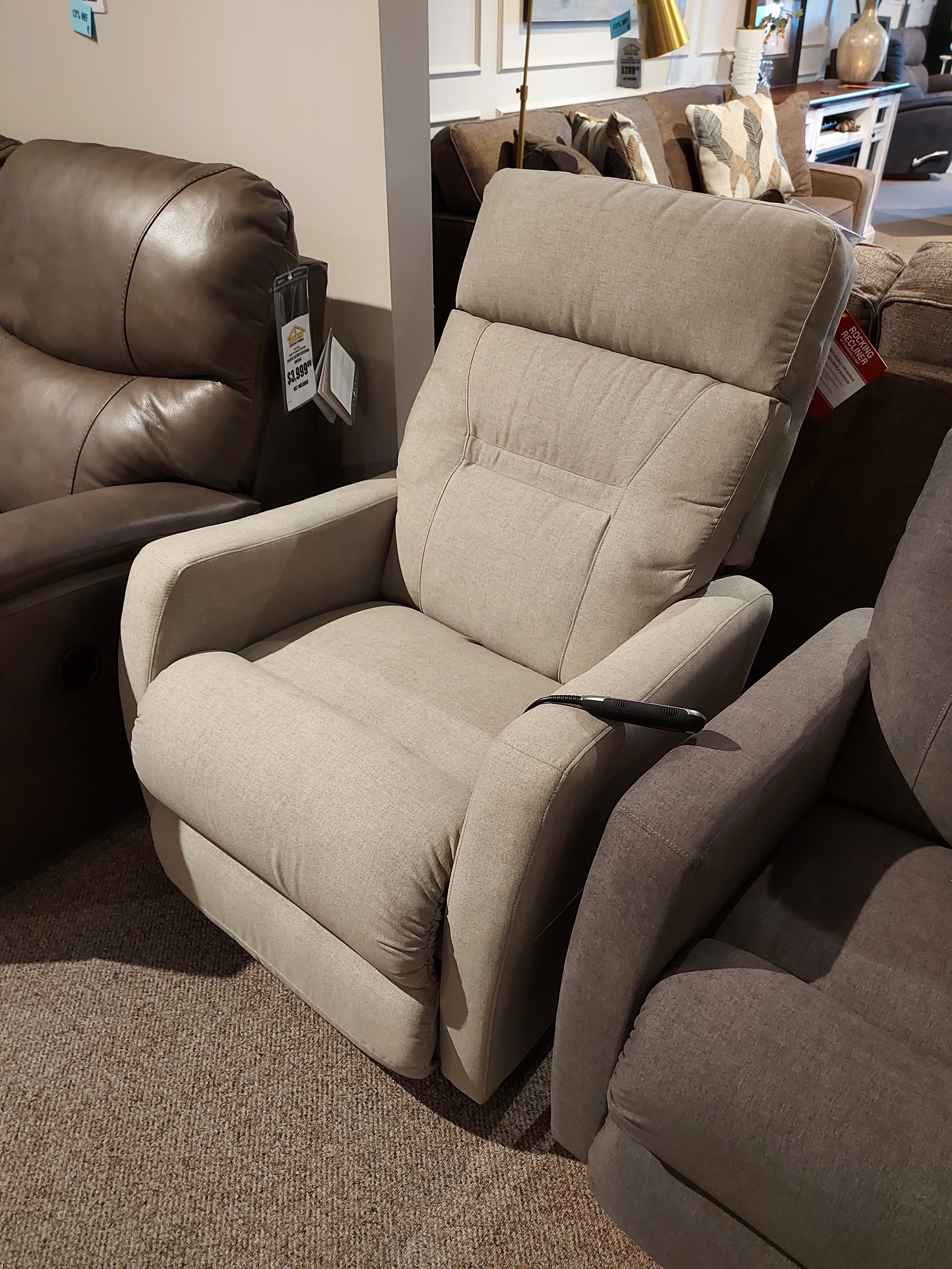 Power rocker recliner best sale with heat and massage