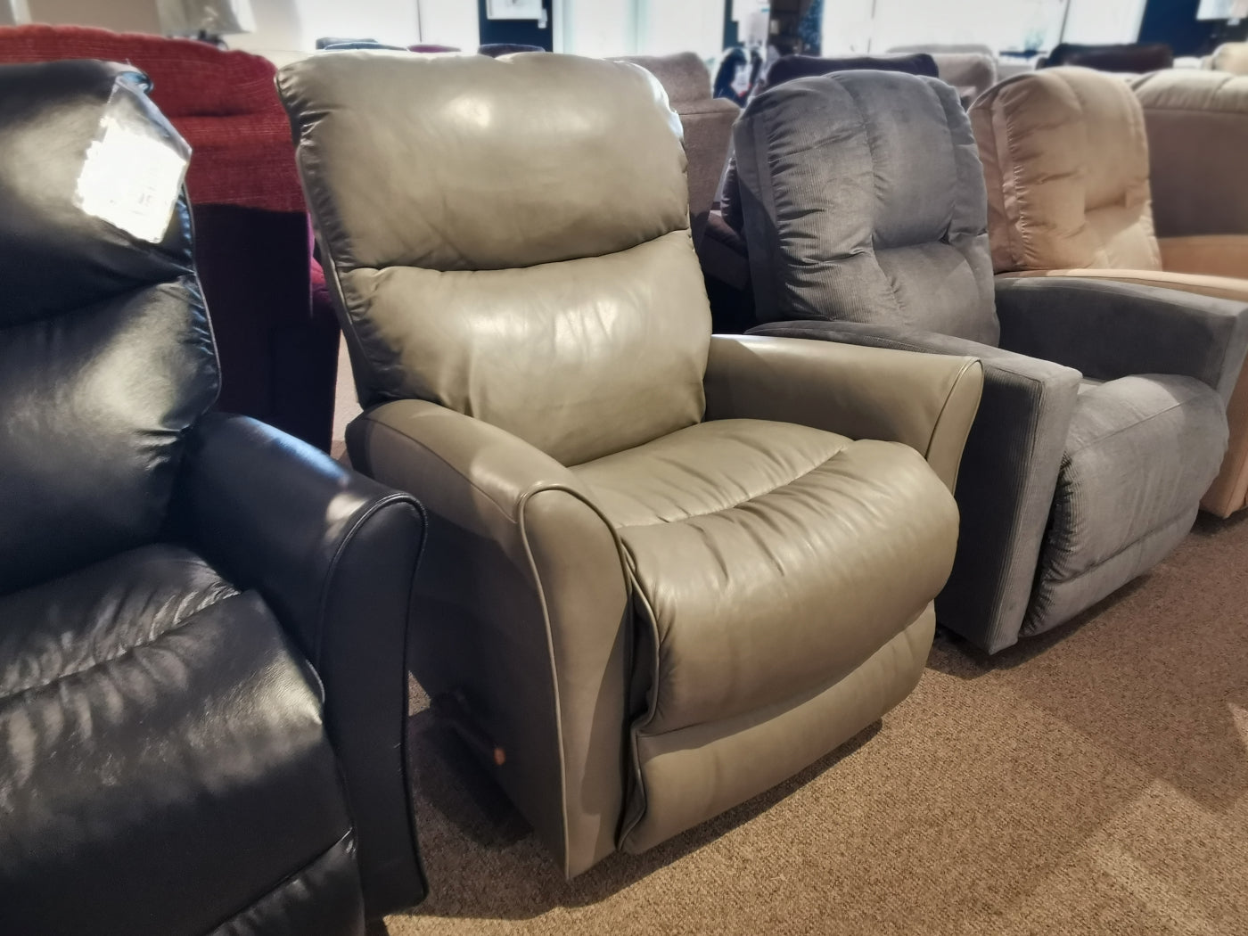 La Z Boy Rowan Leather Rocker Recliner Living Room Conway