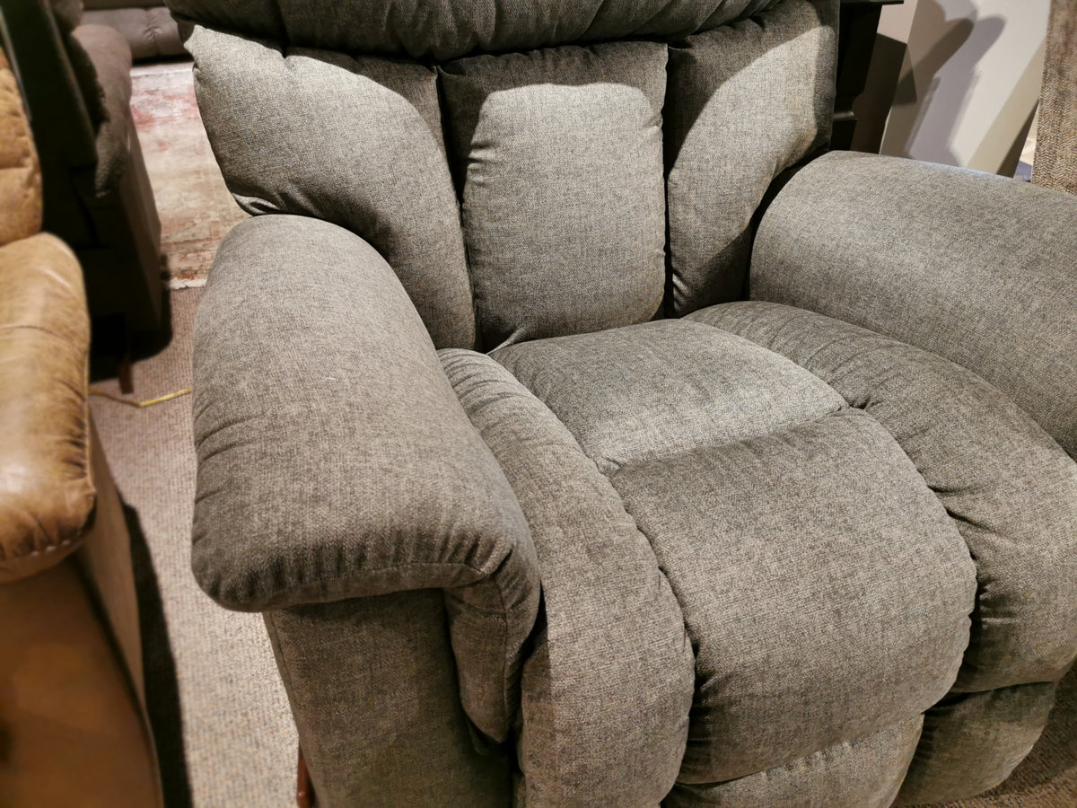 775 Mateo Rocker Recliner