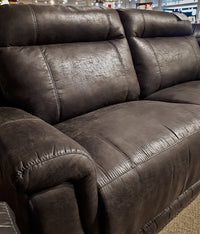 41121 Westpoint Loveseat