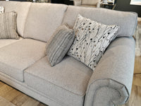 9613 Sofa