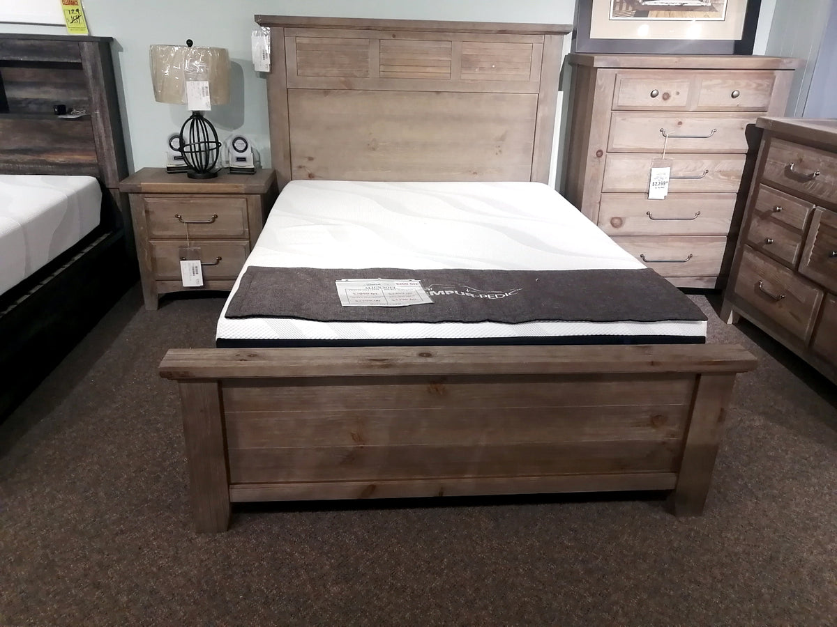 692 Sawmill King Bed