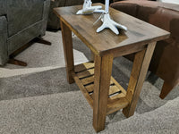 Winners Only NP101E Newport 14" End Table on carpet with a shelf and two white starfish on top.